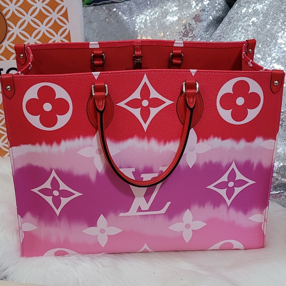 LOUIS VUITTON ESCALE GM - ROUGE
